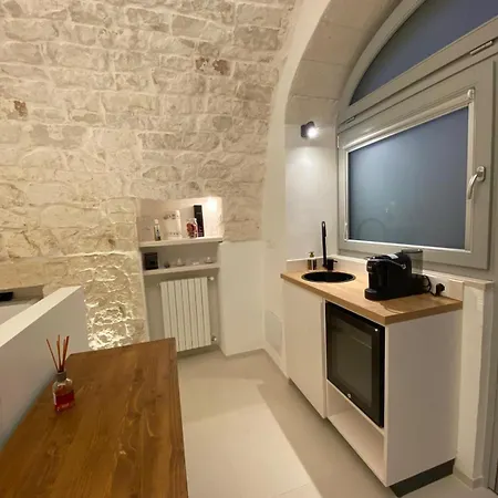 Prima Pietra Con Piscina Riscaldata *