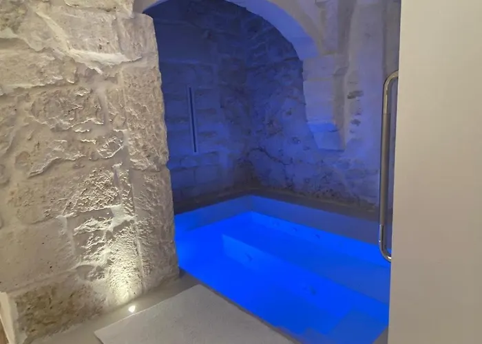 Prima Pietra Con Piscina Riscaldata Апартаменты