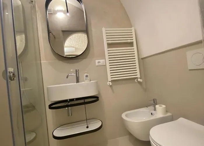 Prima Pietra Con Piscina Riscaldata *