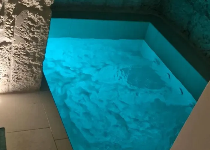 Prima Pietra Con Piscina Riscaldata Апартаменты Остуни